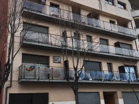 Garaje en calle Santa Coloma, nº 23